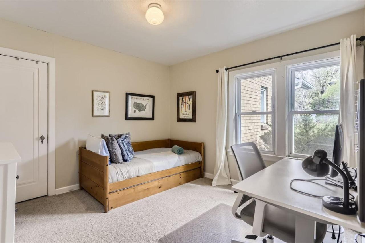 Cozy Duplex near Hospitals and Cherry Creek in Denver
