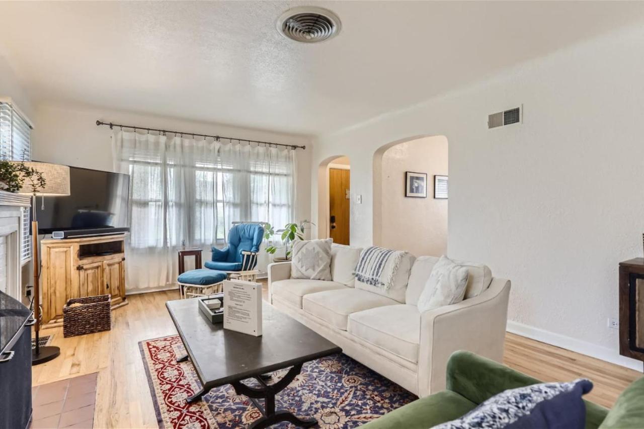 Cozy Duplex near Hospitals and Cherry Creek in Denver