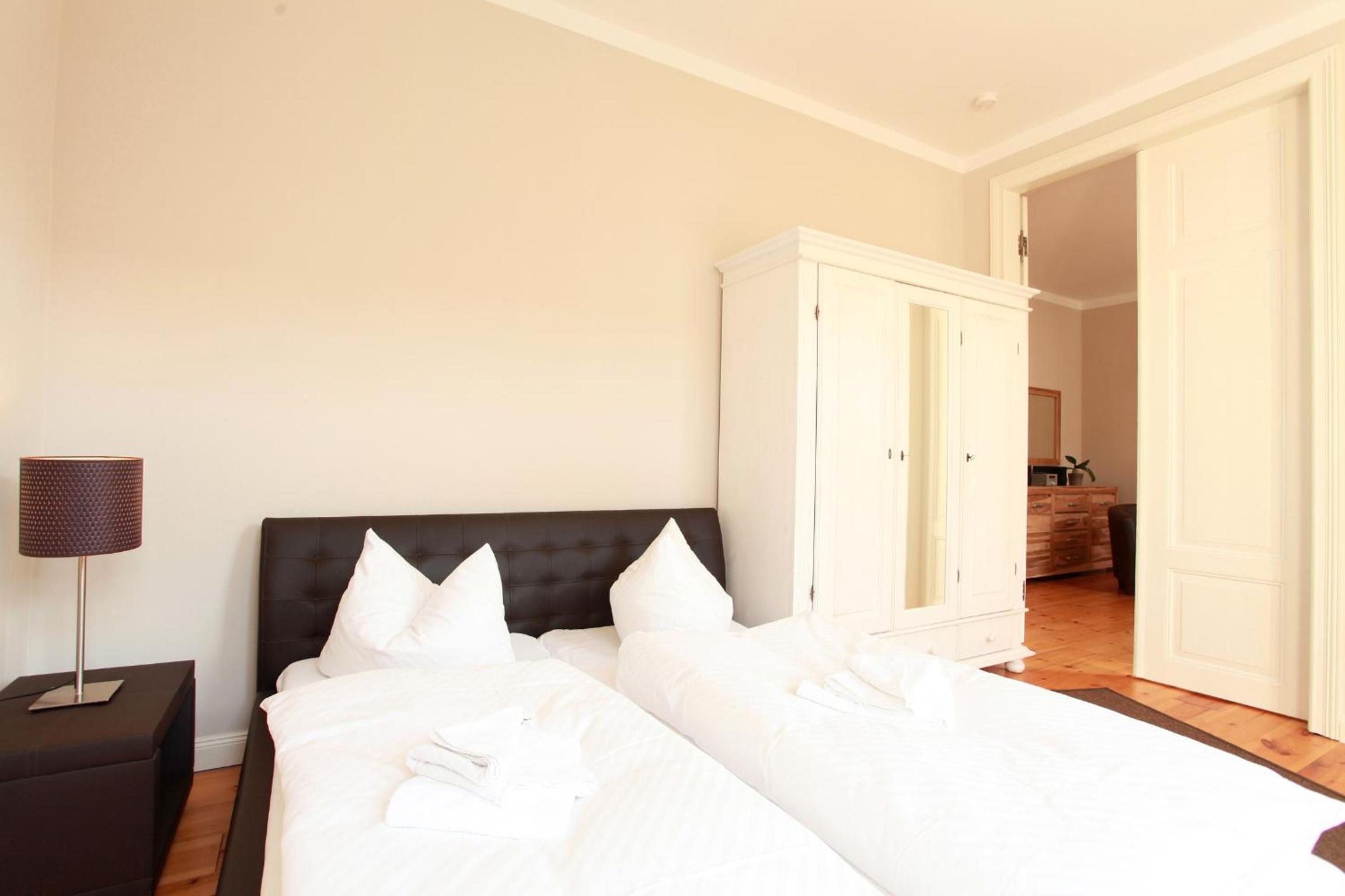 Ferienwohnung Warnemünde in der Stadtvilla L (TD) view 4
