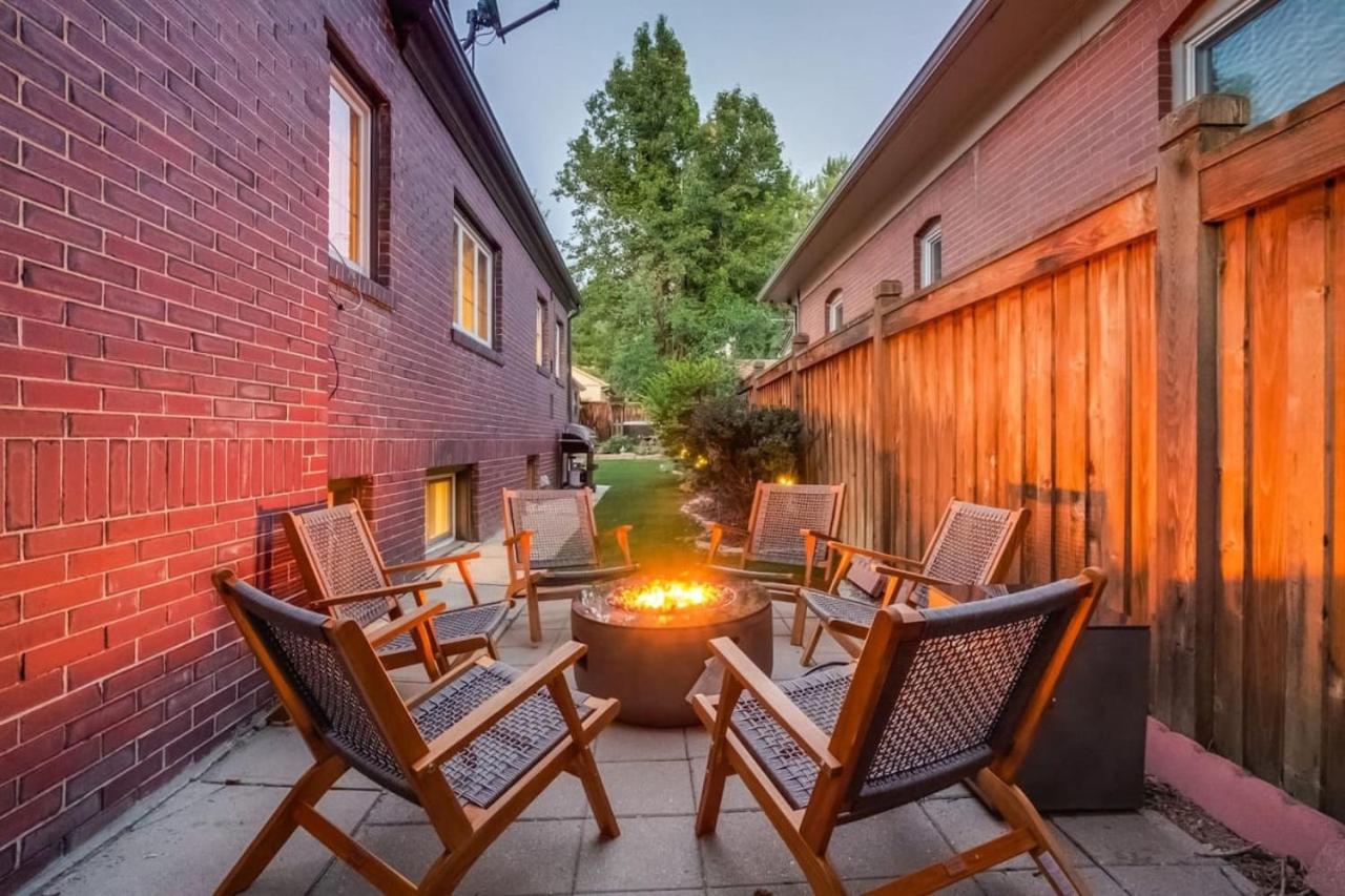 The Bonsai Bungalow With A Hot Tub And A Game Room