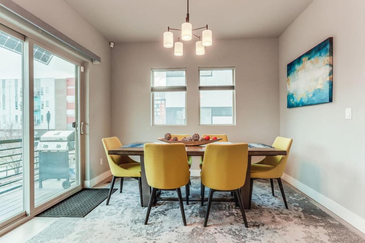 Modern And Spacious Townhouse Blocks from Downtown