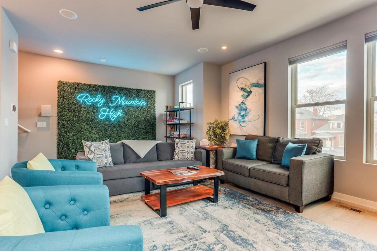 Modern And Spacious Townhouse Blocks from Downtown