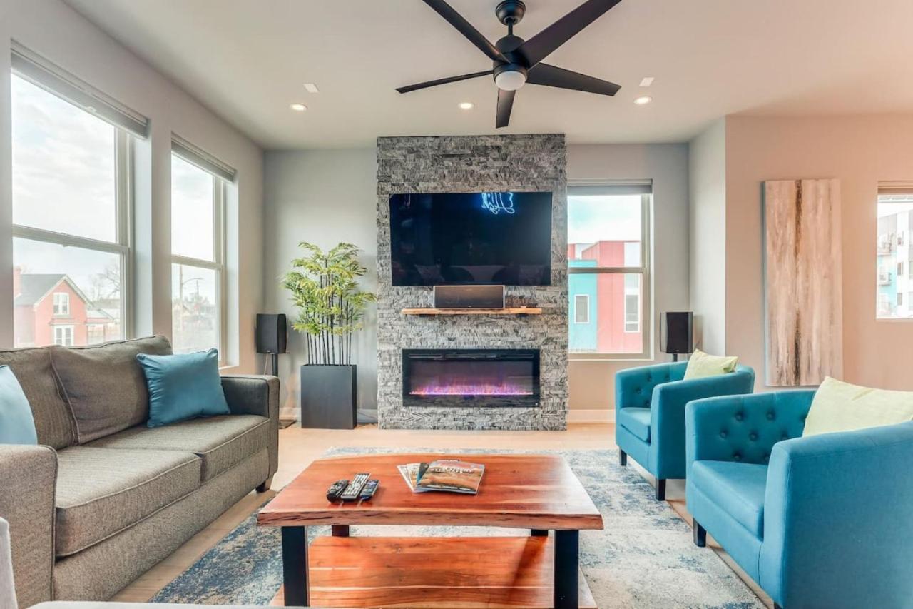 Modern And Spacious Townhouse Blocks from Downtown