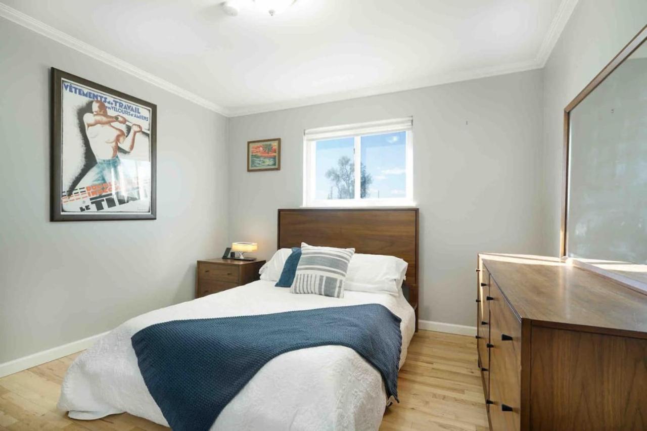 The Denver Delight With Mountain Access