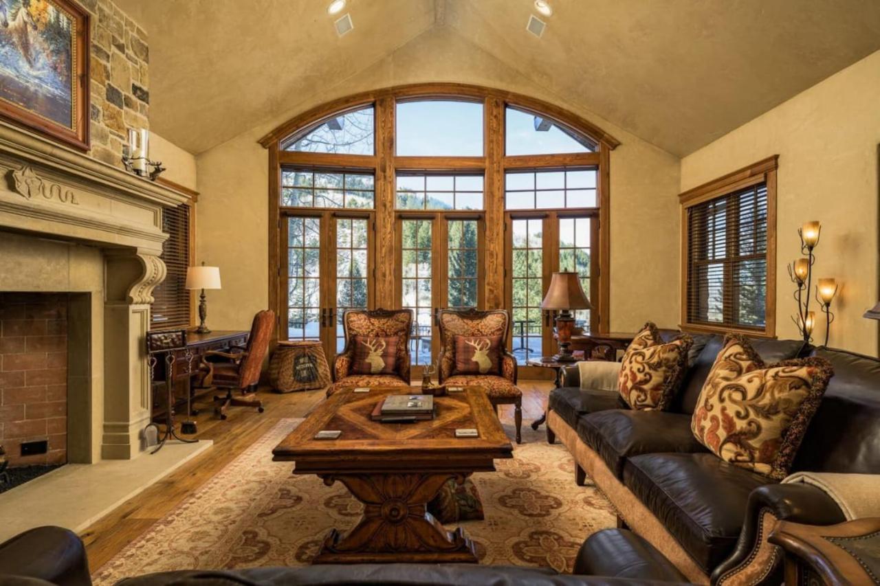 The Mountain Chateau With Stunning Views