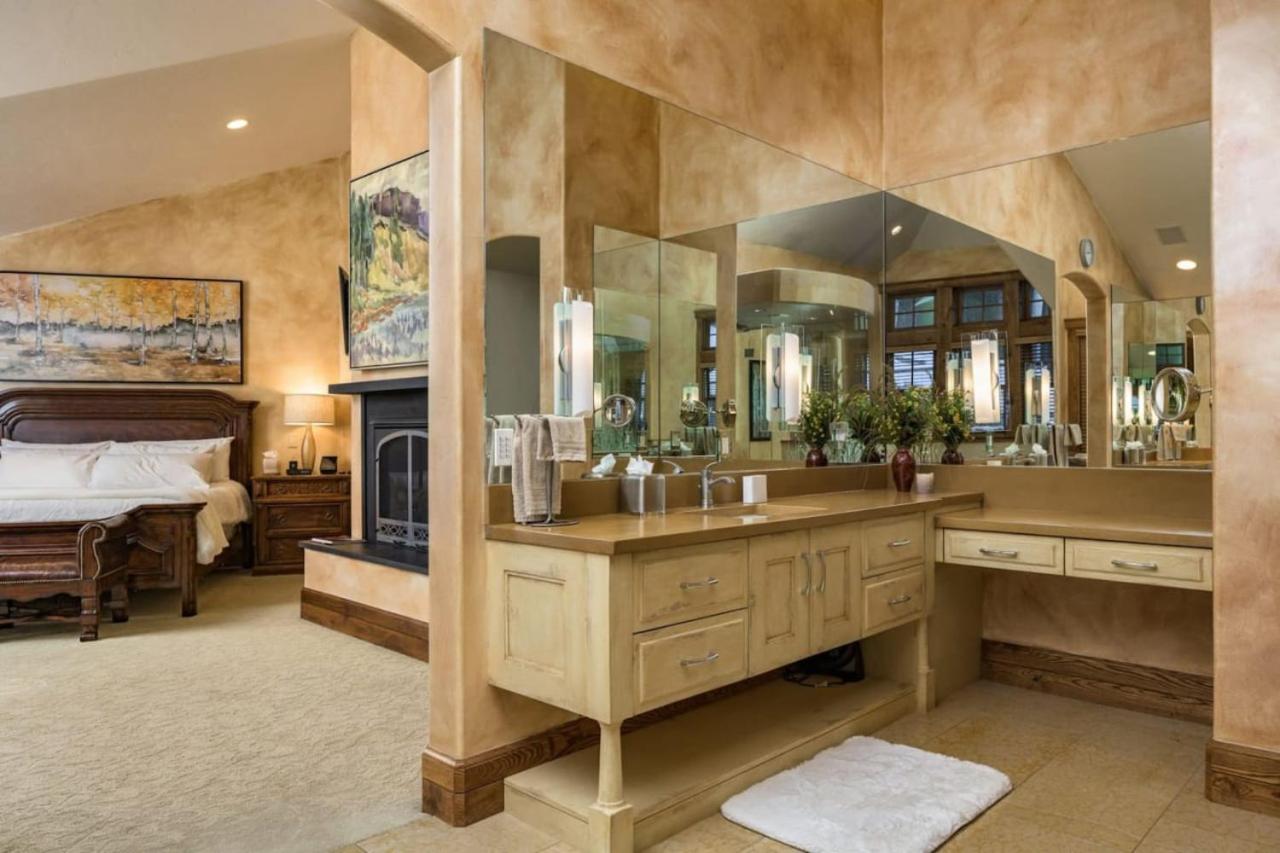 The Mountain Chateau With Stunning Views