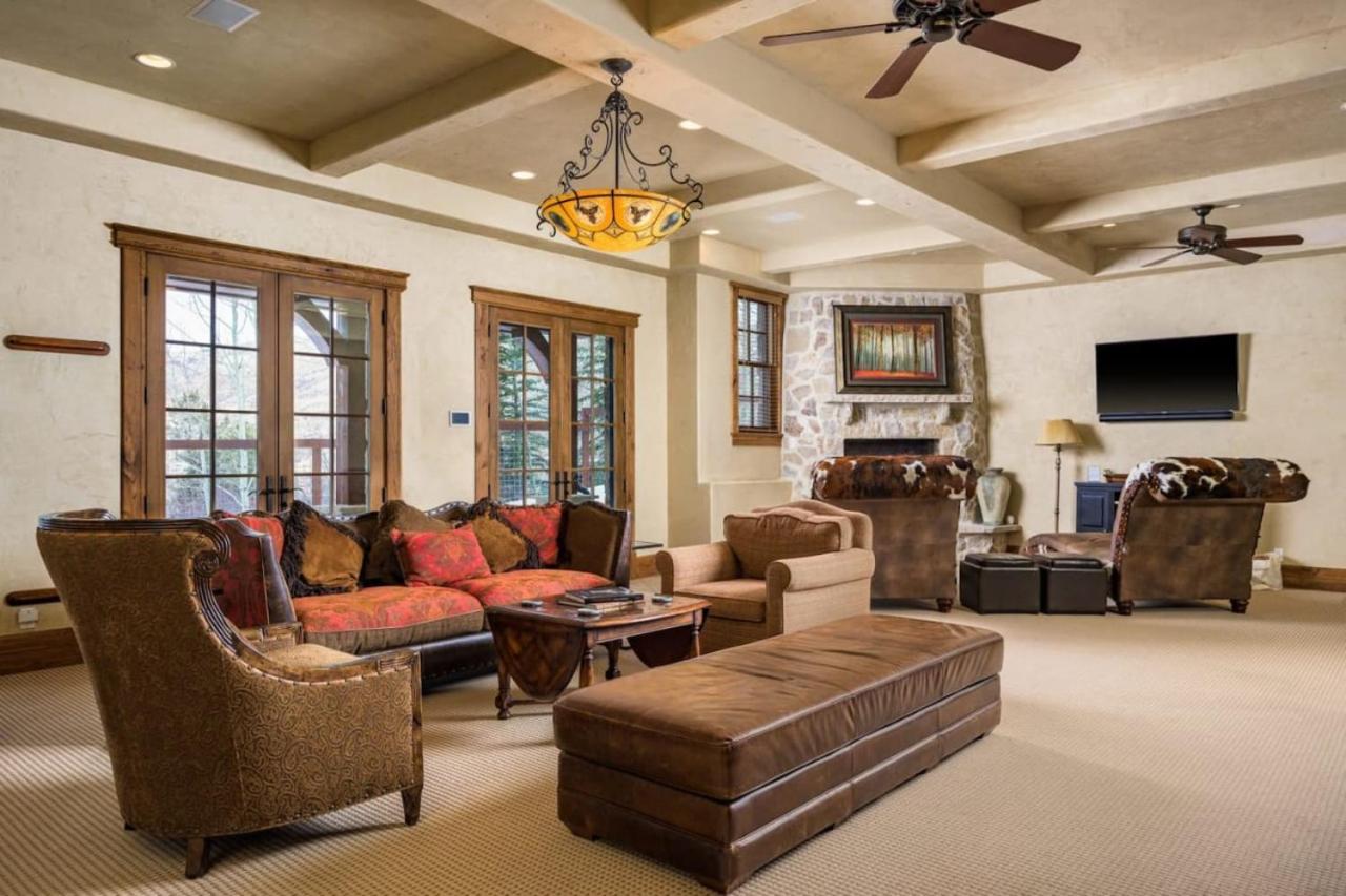 The Mountain Chateau With Stunning Views