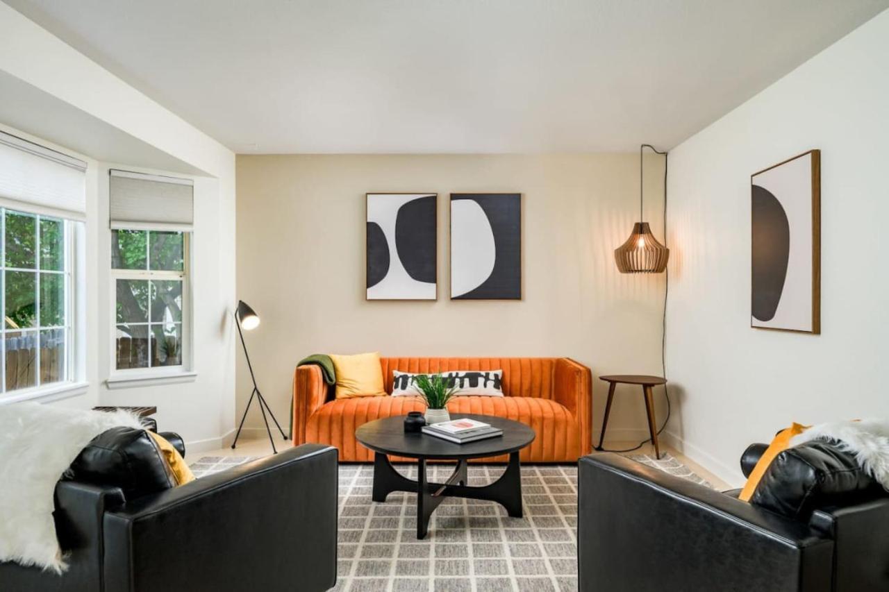 Artist Getaway In Downtown Westminster