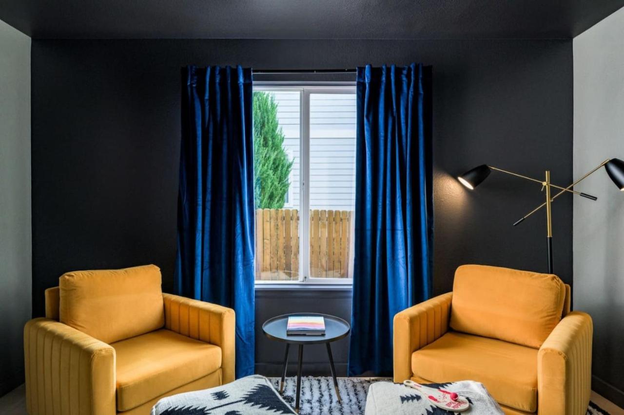 Artist Getaway In Downtown Westminster