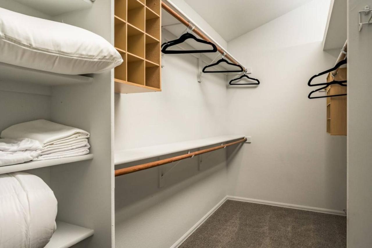 Artist Getaway In Downtown Westminster