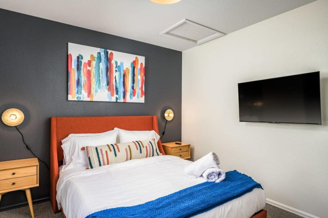Artist Getaway In Downtown Westminster