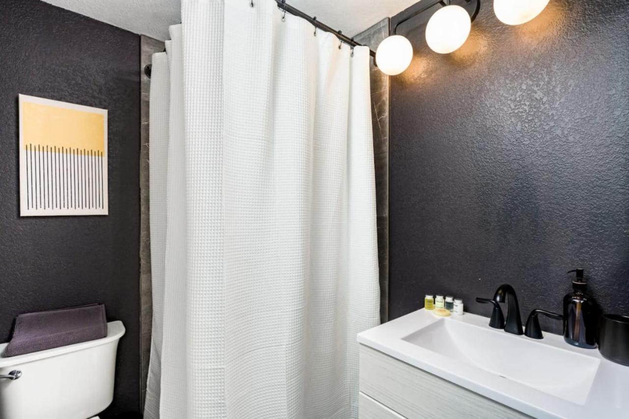 Artist Getaway In Downtown Westminster