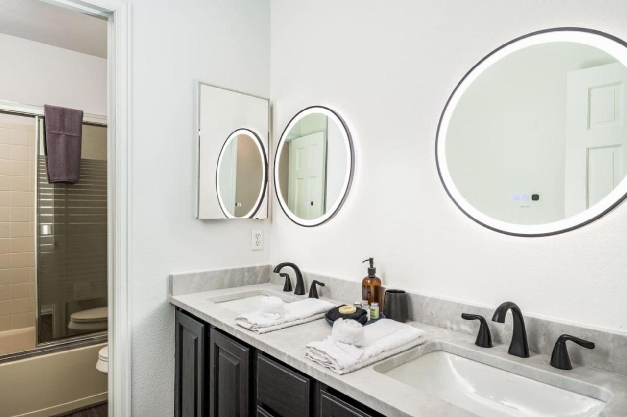 Artist Getaway In Downtown Westminster