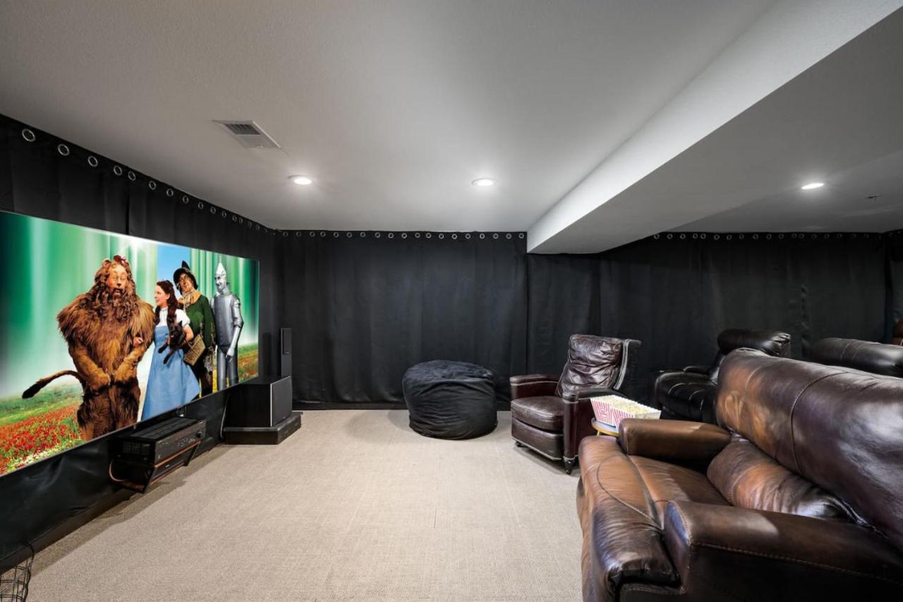 The MCM Movie Manor With A Big Backyard And A Movie Theater