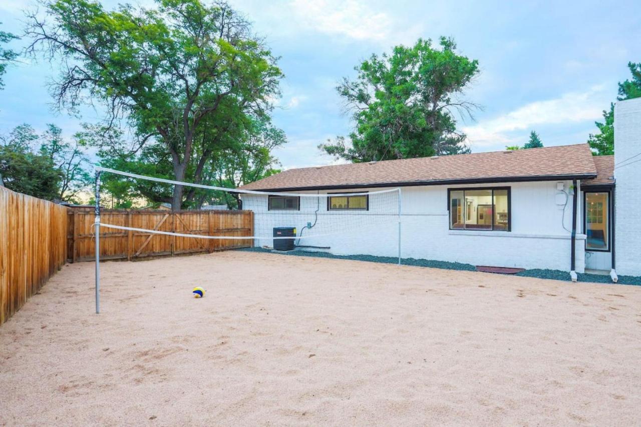Groovy Getaway With 4 KING Beds And A Hot Tub