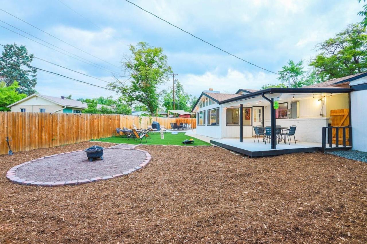 Groovy Getaway With 4 KING Beds And A Hot Tub
