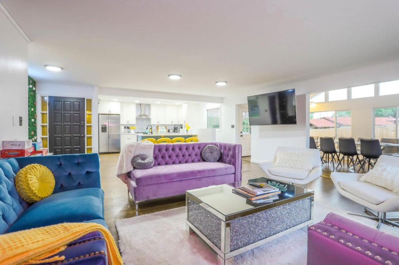 Groovy Getaway With 4 KING Beds And A Hot Tub