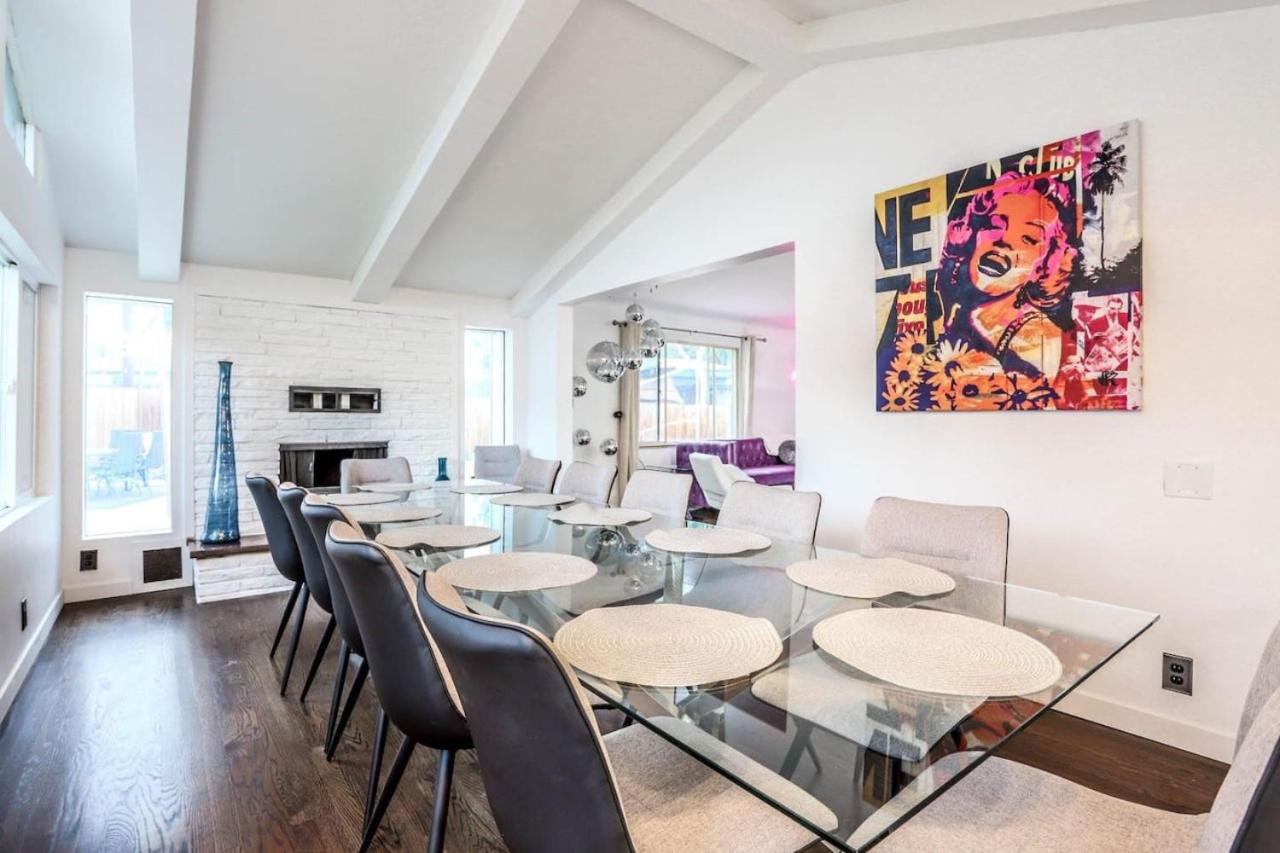 Groovy Getaway With 4 KING Beds And A Hot Tub