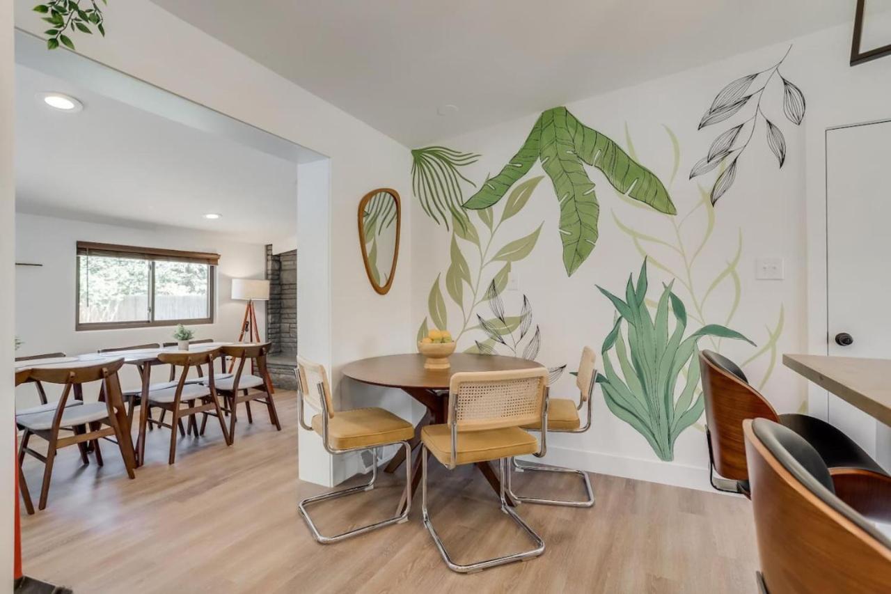The Colorado Jungle With A Game Room And A Hot Tub