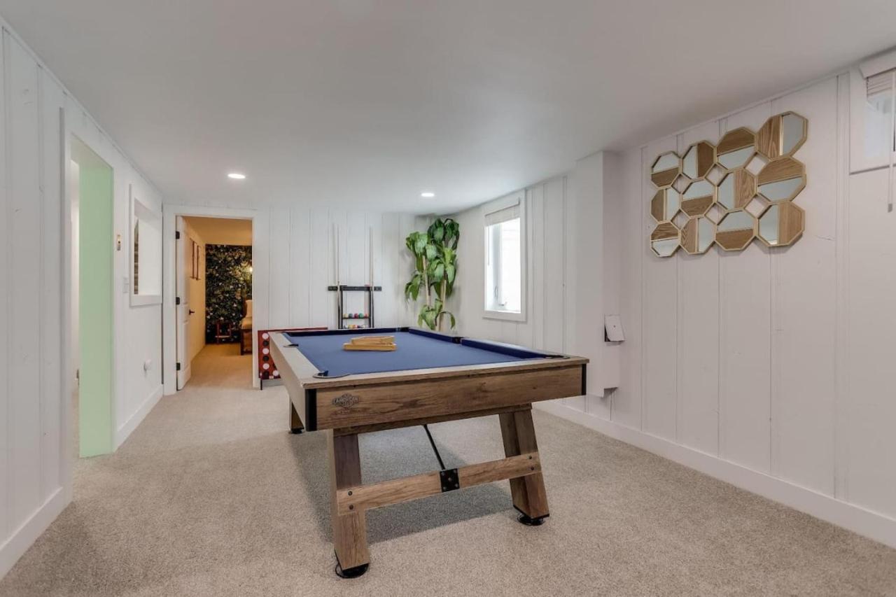 The Colorado Jungle With A Game Room And A Hot Tub