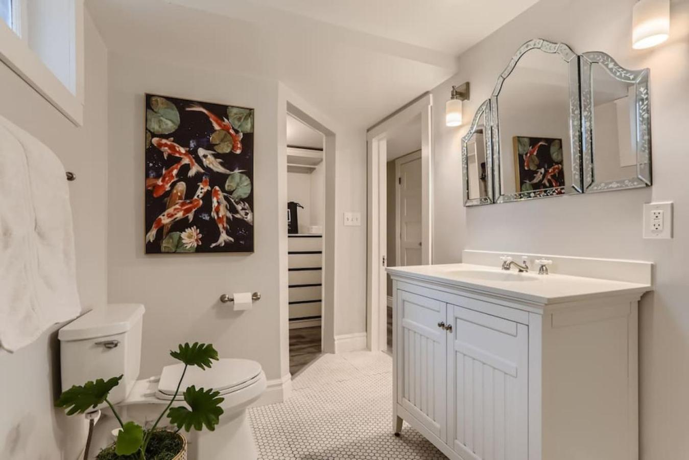 Guest Suite At Hilltop And Cherry Creek Near to Museums