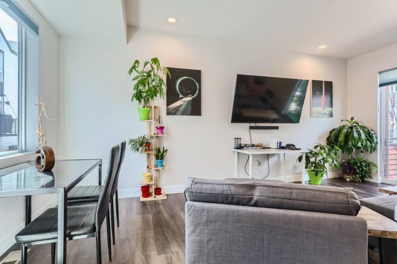 3 Bedrooms 2 Bath Townhome In West Denver Near to Red Rocks And Foothills