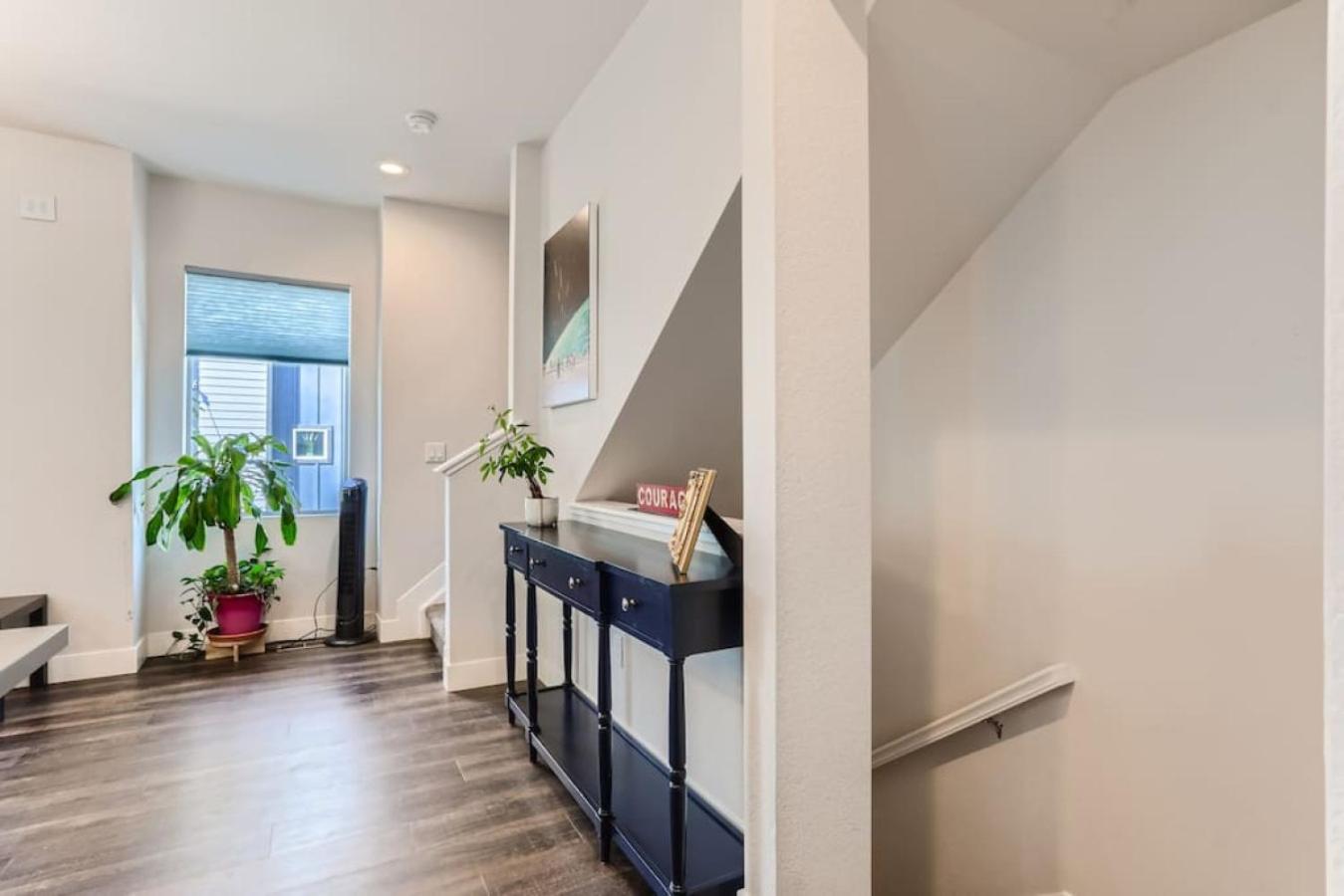 3 Bedrooms 2 Bath Townhome In West Denver Near to Red Rocks And Foothills