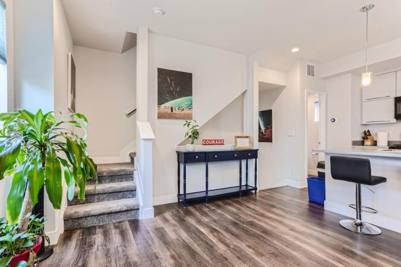 3 Bedrooms 2 Bath Townhome In West Denver Near to Red Rocks And Foothills