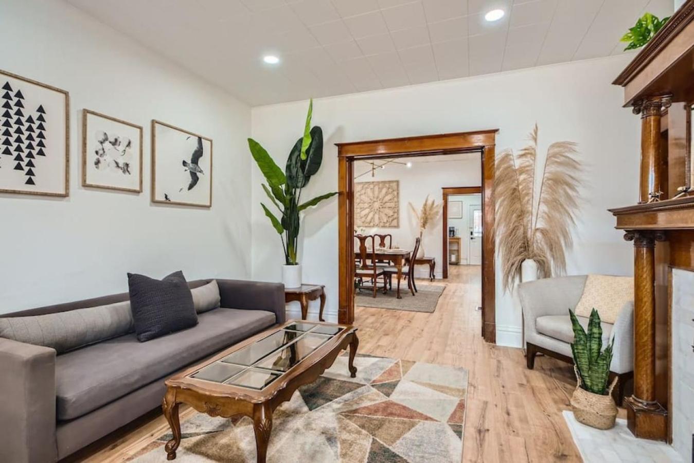 Remodeled 3 Bedroom Close to St Broadway And Sante Fe And CBD