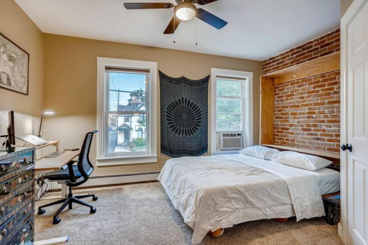 Central Denver Townhome Close To Historic Neighborhood