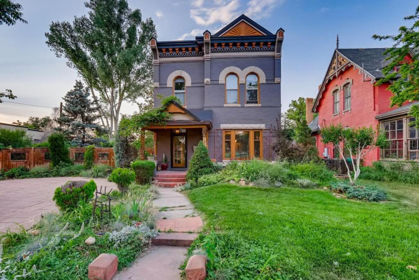Artsy Victorian Great Location And Amazing Outdoor Space