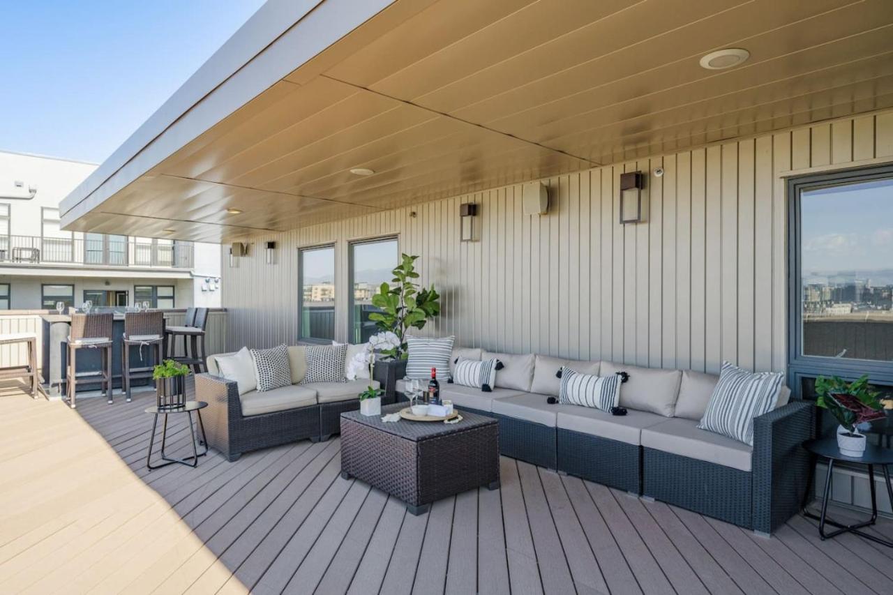 Ultra Luxury Loft With A Fireplace In The Rooftop In RiNo