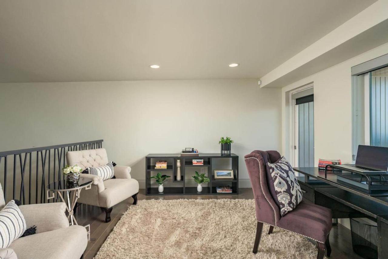 Ultra Luxury Loft With A Fireplace In The Rooftop In RiNo