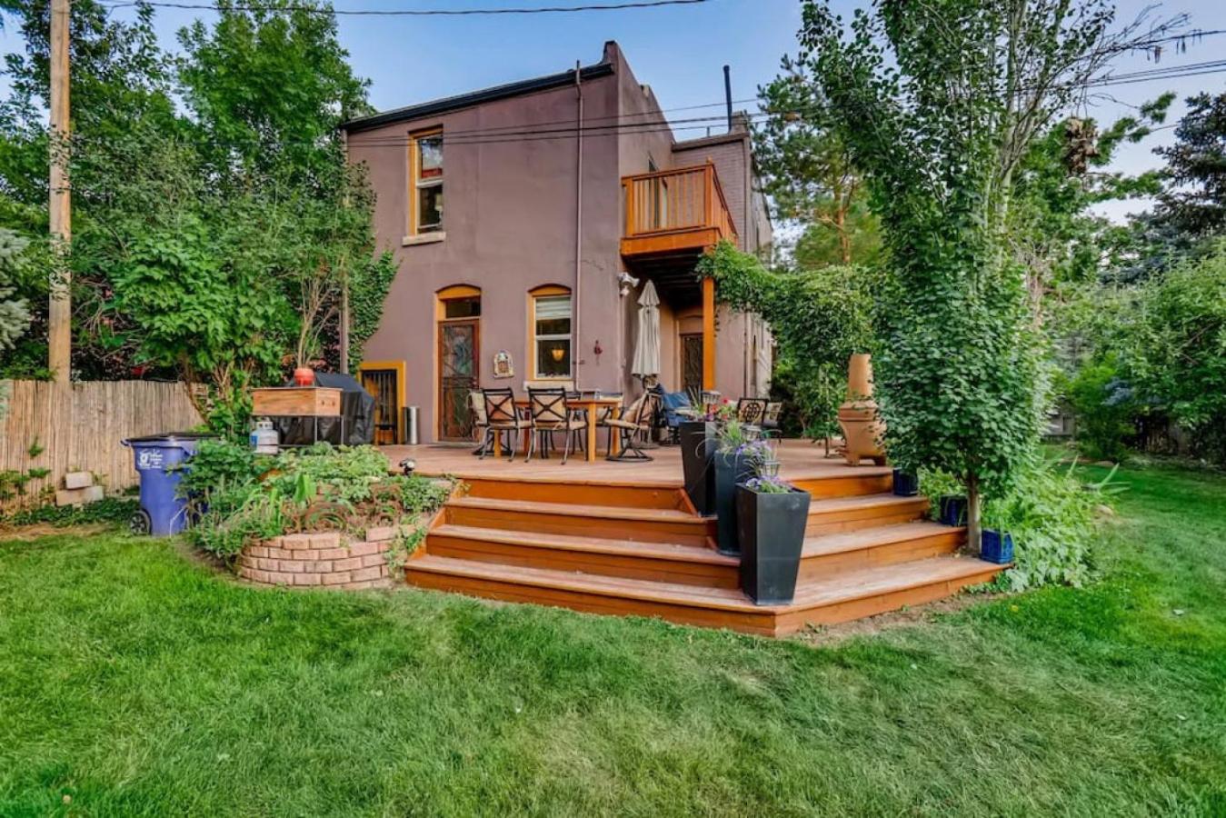 Artsy Victorian Great Location And Amazing Outdoor Space