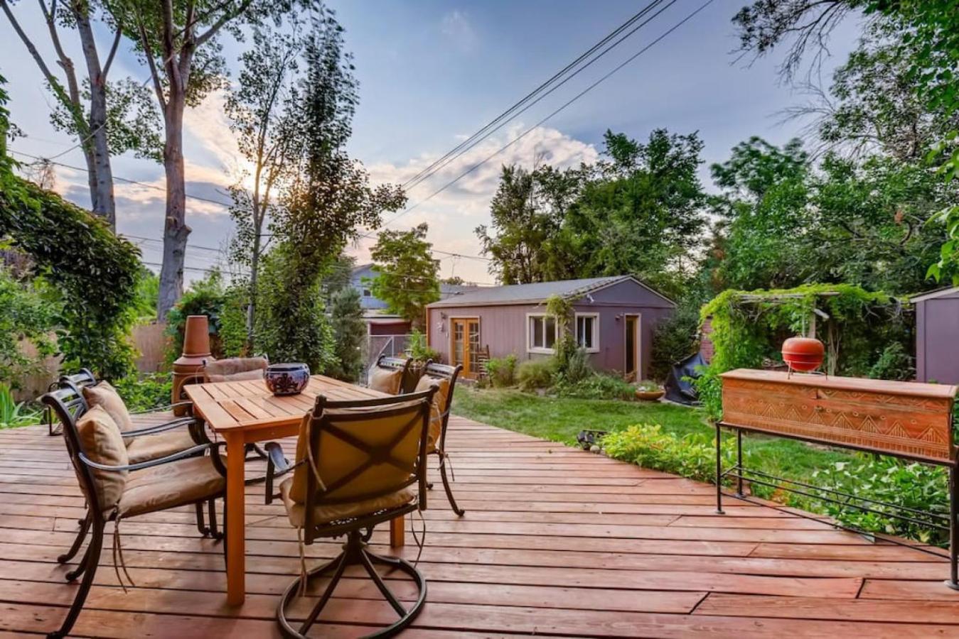 Artsy Victorian Great Location And Amazing Outdoor Space