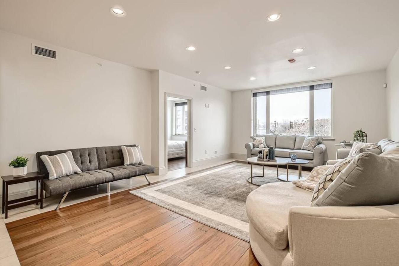 Luxury Loft With Skyline Viwes In RiNo