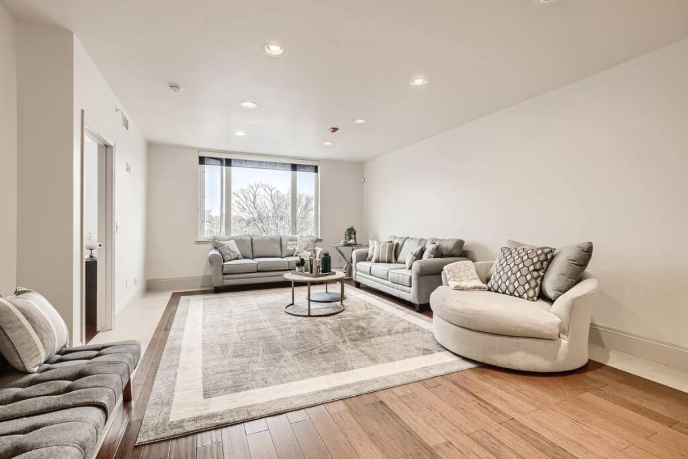 Luxury Loft With Skyline Viwes In RiNo