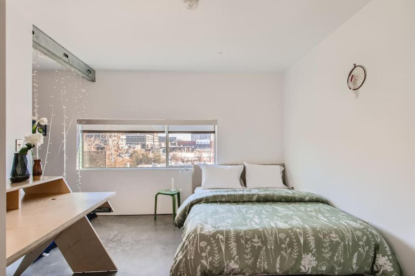 New Hip Loft Near RiNo Taxi District With A Pool