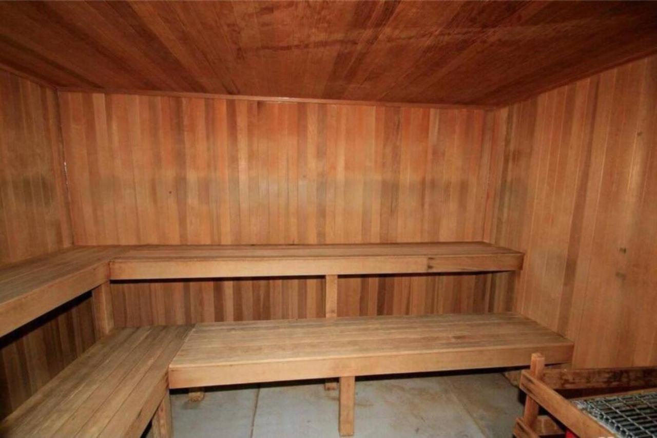 Pet Friendly With A Fireplace A Pool Near Mountain Biking And Skiing