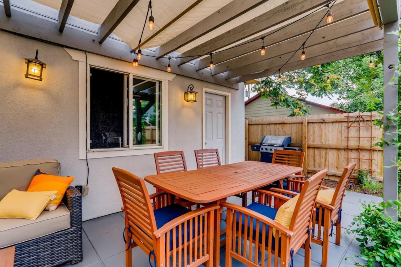 Mid Mod With Awesome BackYard And 1Block To Shops