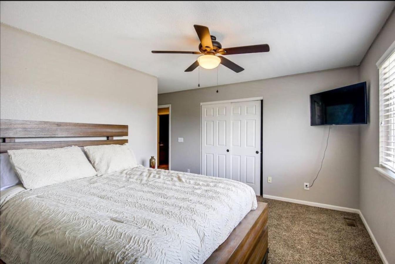 Near to DIA Airport retreat And 20 Min To Downtown Denver