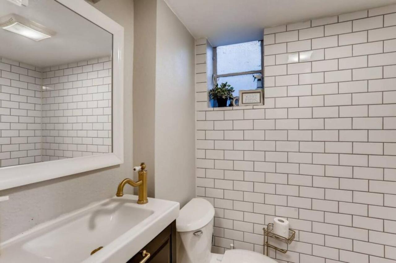 Guest Suite With Kitchenette And A 5 star Location
