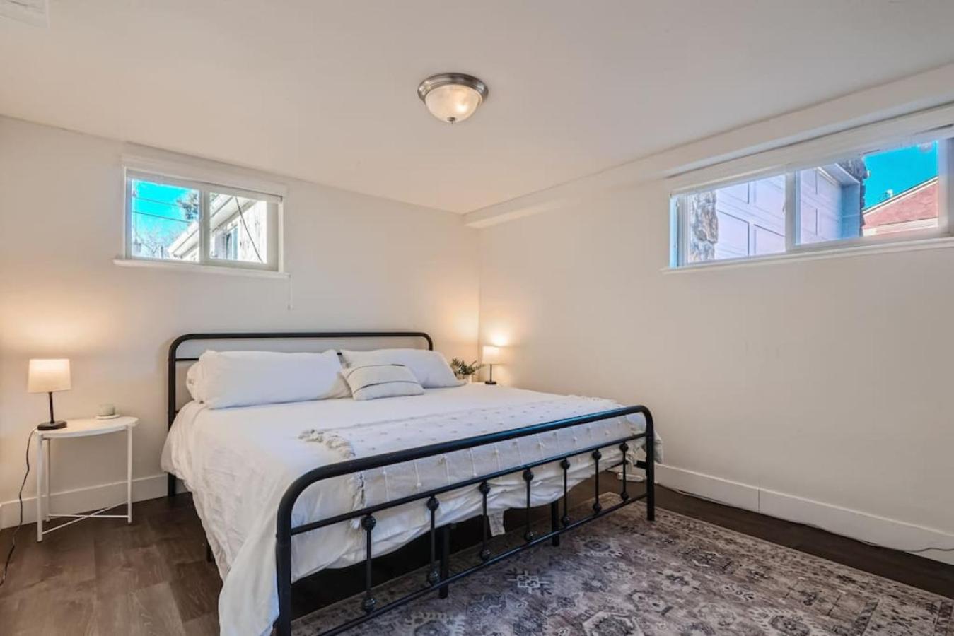 Sleeps 10 And Pet Friendly Home In Denver Near Red Rocks