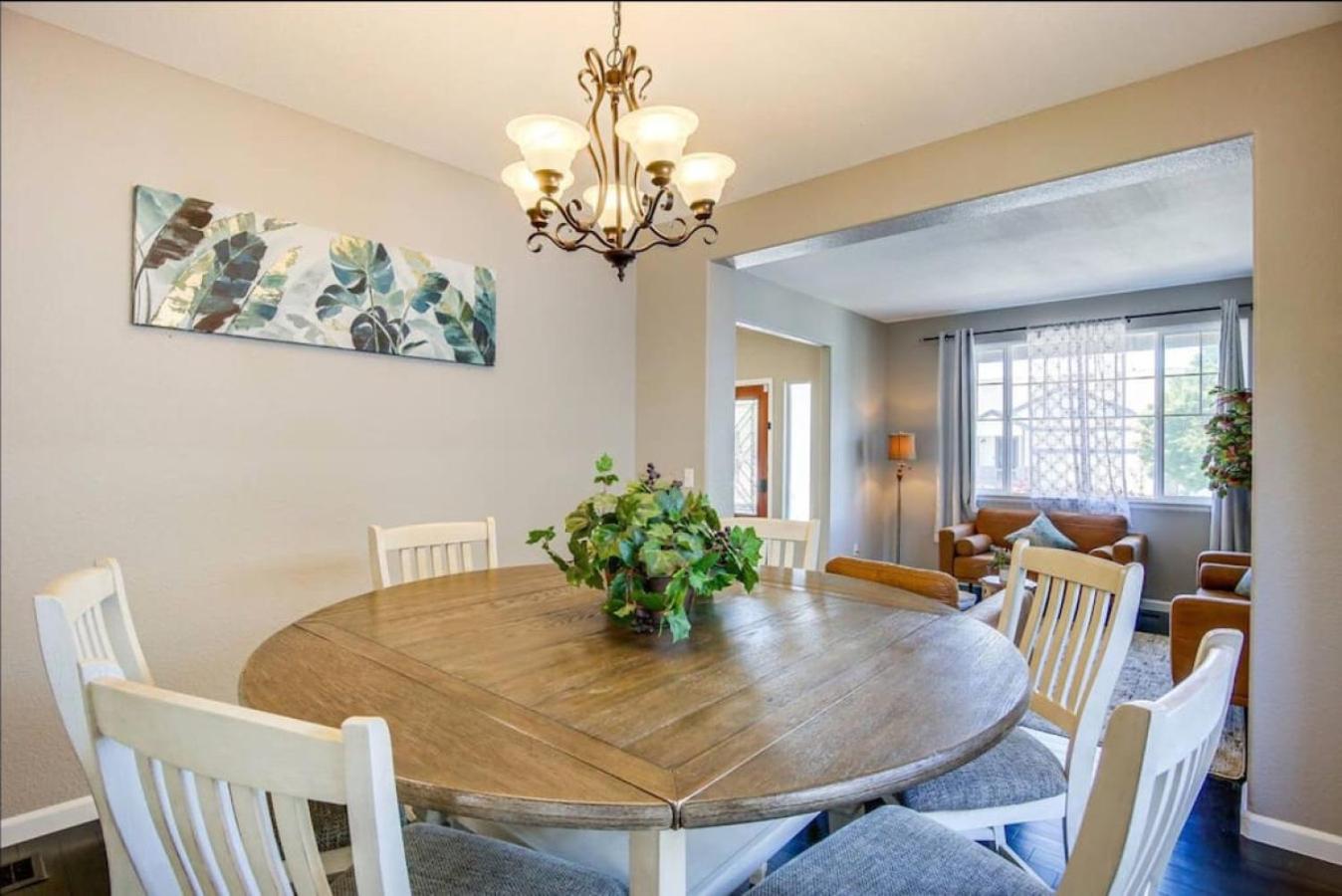 Near to DIA Airport retreat And 20 Min To Downtown Denver