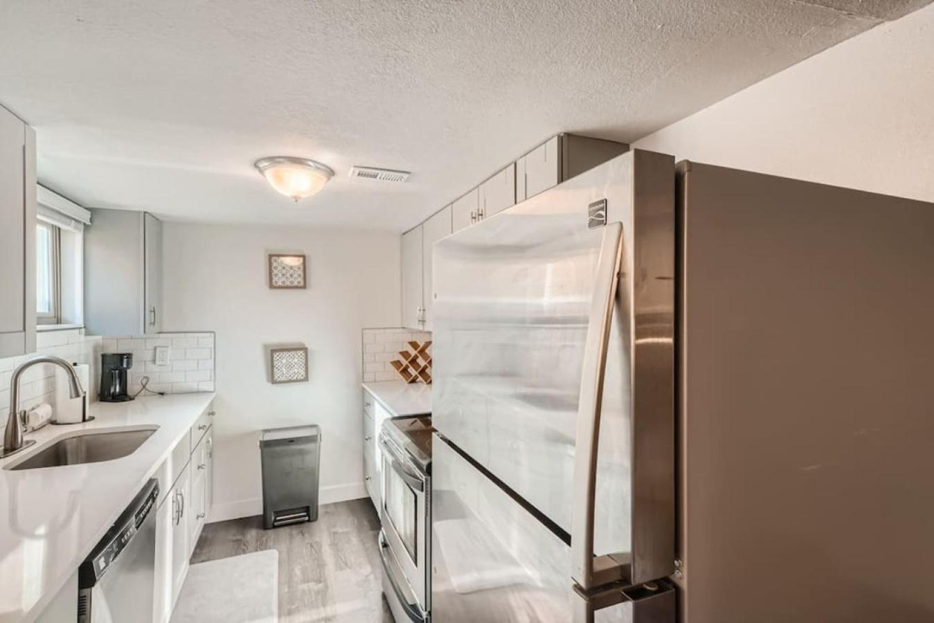 Sleeps 10 And Pet Friendly Home In Denver Near Red Rocks