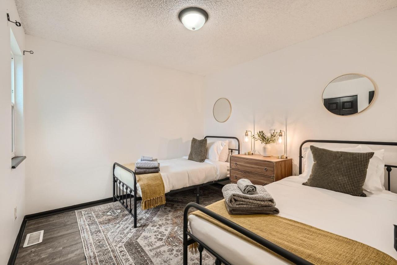Modern Home In West Denver 15 Min Close To Downtown