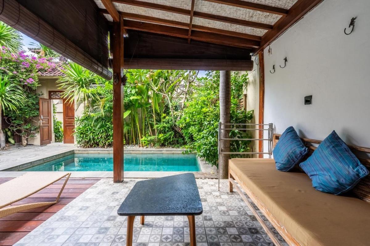 Just a 3 min stroll to the Seminyak beach