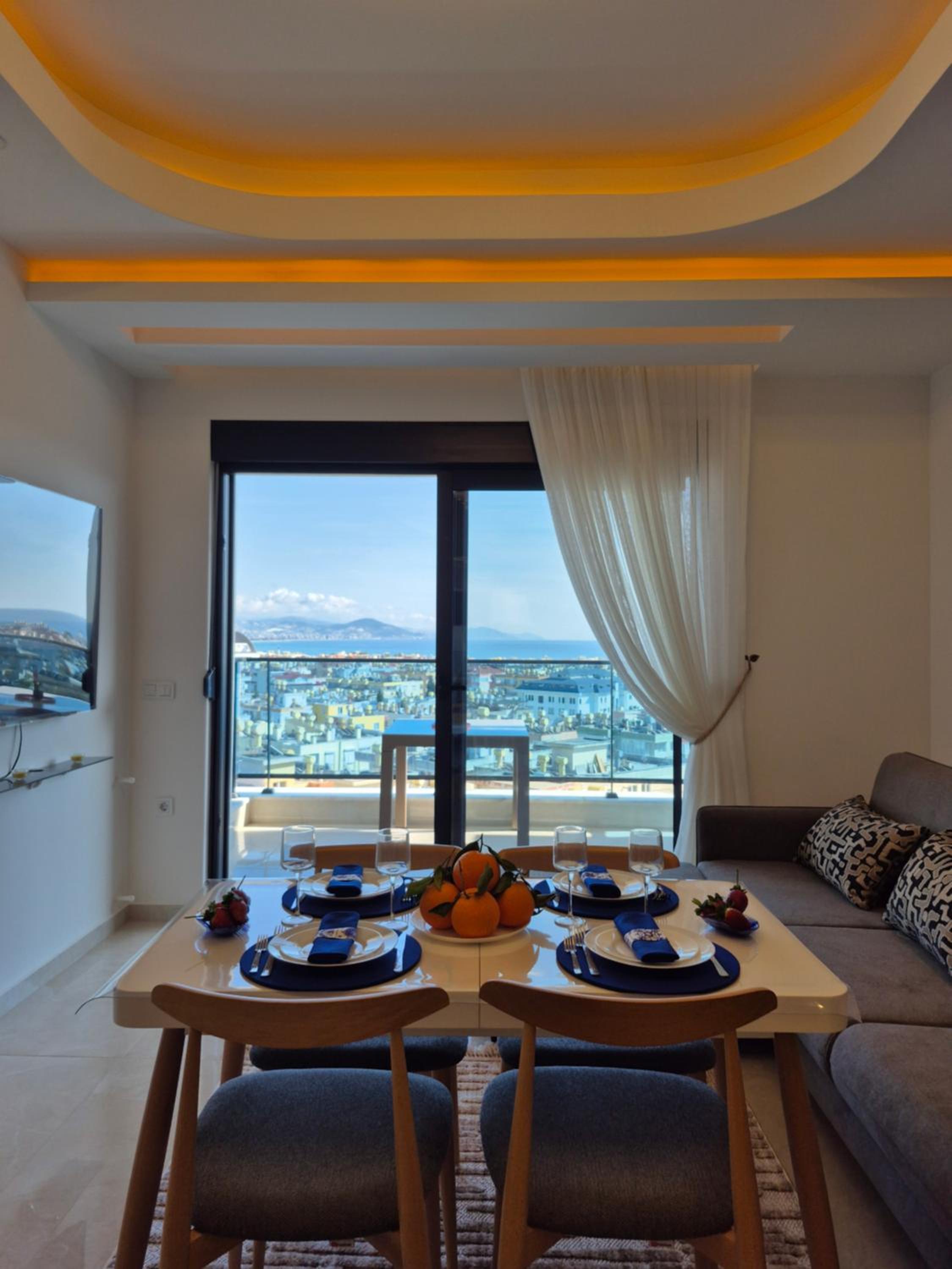 Luxury apartment with panoramic sea view ruby