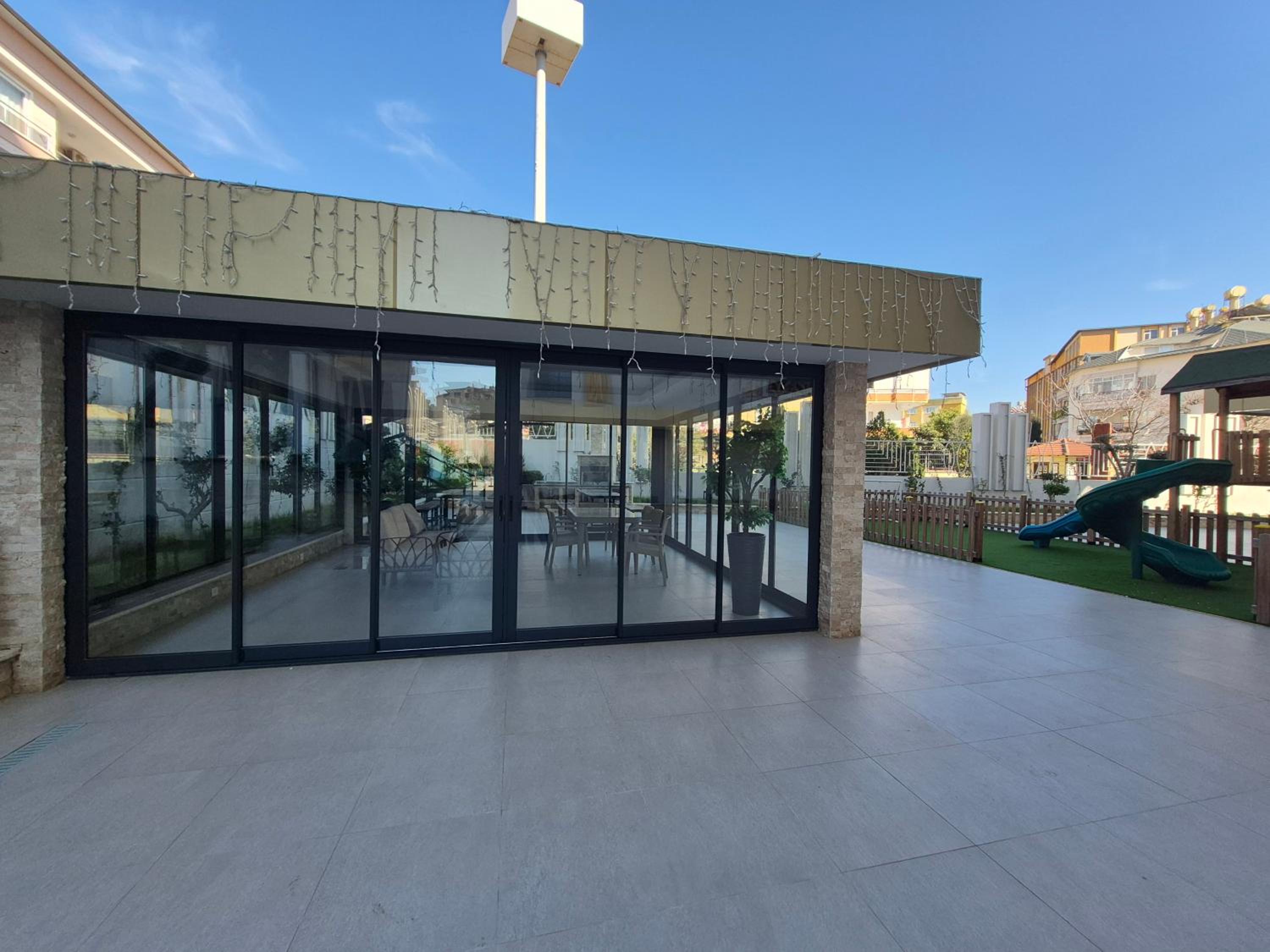 Luxury apartment with panoramic sea view ruby