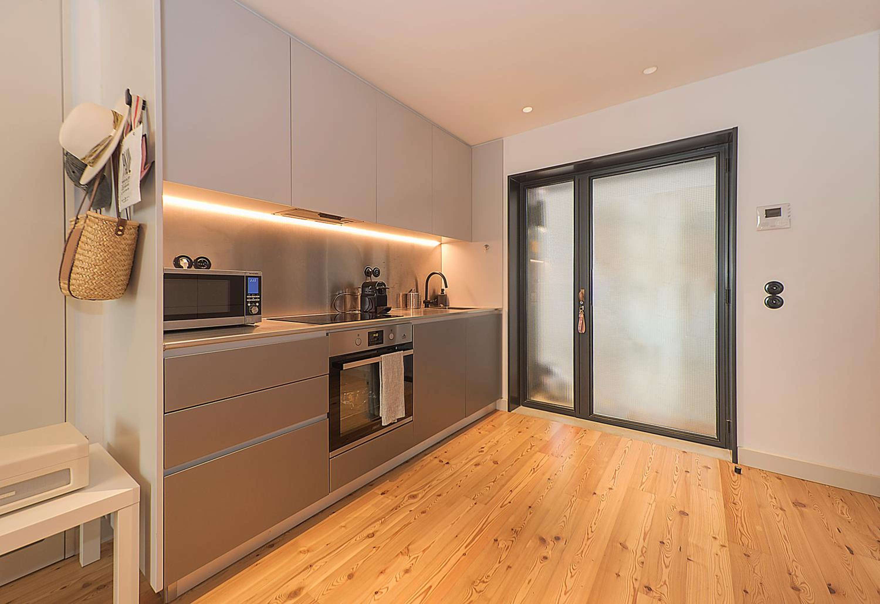 Intendente Prime Studio by Hosty